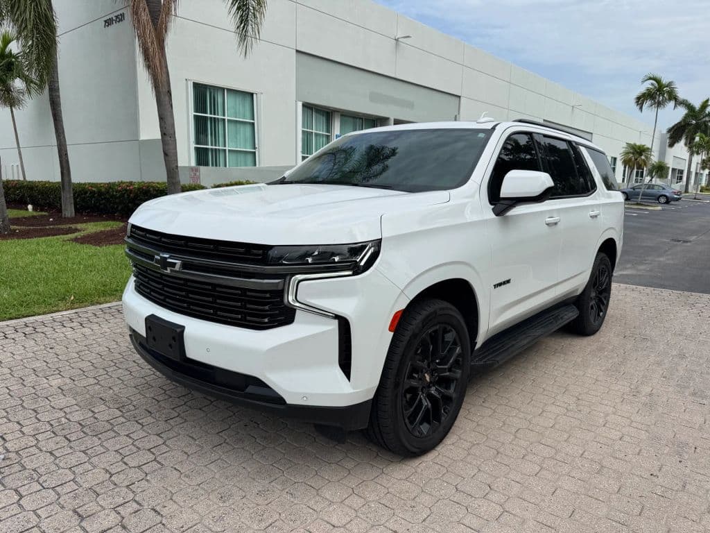 2022 Chevrolet Tahoe — photo 1