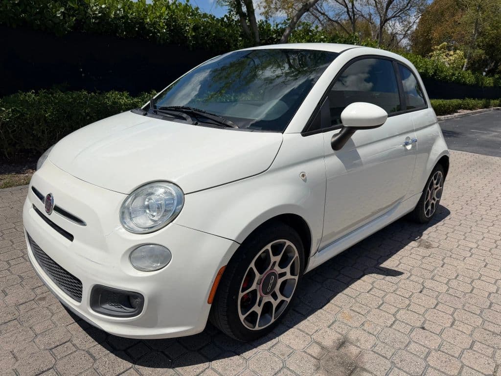 2013 Fiat 500 — photo 1